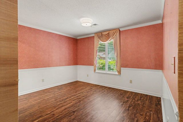 104 Hickory Dr., Conway, SC 29526