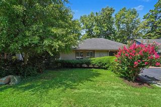 104 Hickory Dr., Conway, SC 29526