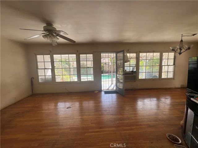 8116 Willis Avenue, Panorama City, CA 91402