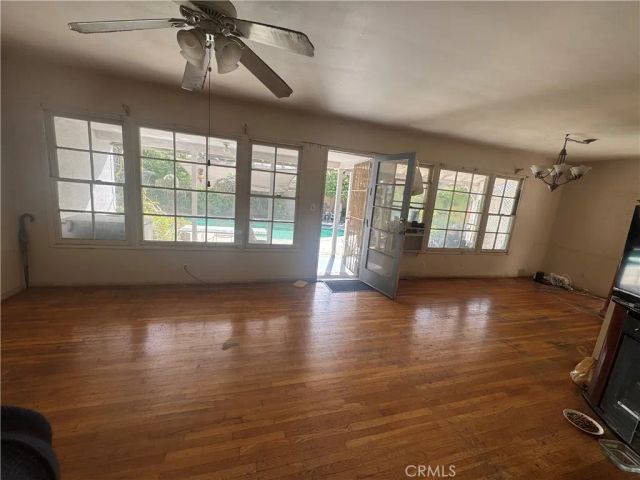8116 Willis Avenue, Panorama City, CA 91402
