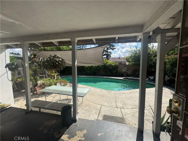 8116 Willis Avenue, Panorama City, CA 91402