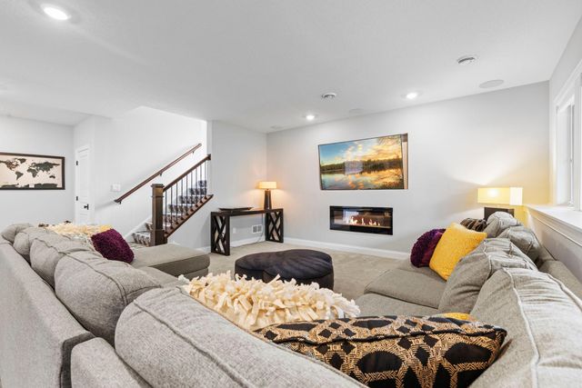 6105 Pine Grove Road, Edina, MN 55436
