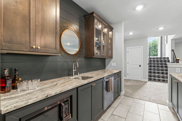 6105 Pine Grove Road, Edina, MN 55436