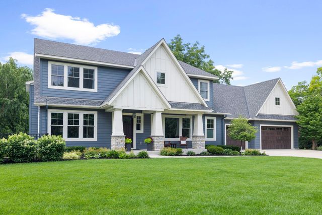 6105 Pine Grove Road, Edina, MN 55436