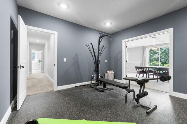 6105 Pine Grove Road, Edina, MN 55436
