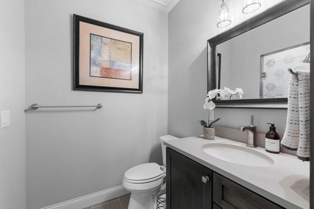 6105 Pine Grove Road, Edina, MN 55436
