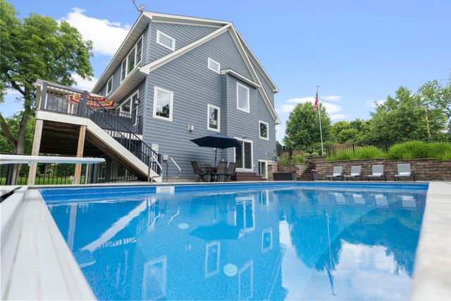 6105 Pine Grove Road, Edina, MN 55436