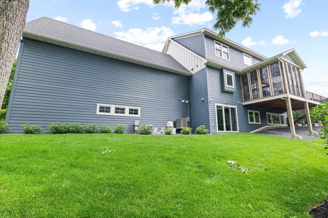 6105 Pine Grove Road, Edina, MN 55436