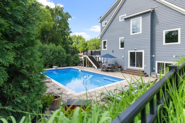 6105 Pine Grove Road, Edina, MN 55436