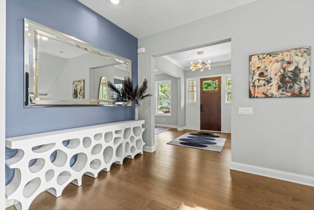 6105 Pine Grove Road, Edina, MN 55436