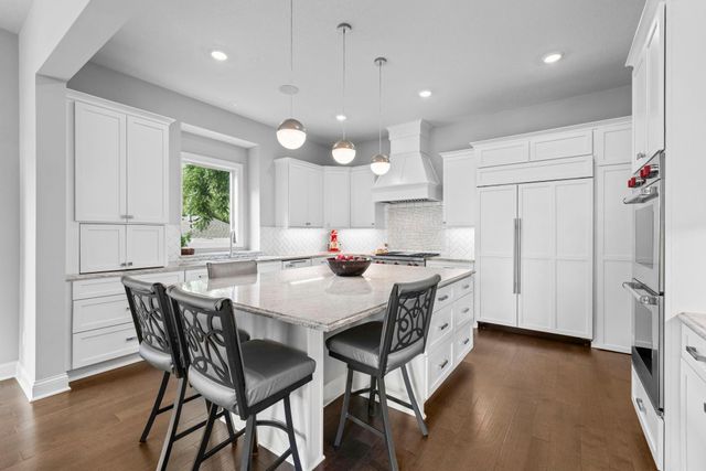 6105 Pine Grove Road, Edina, MN 55436