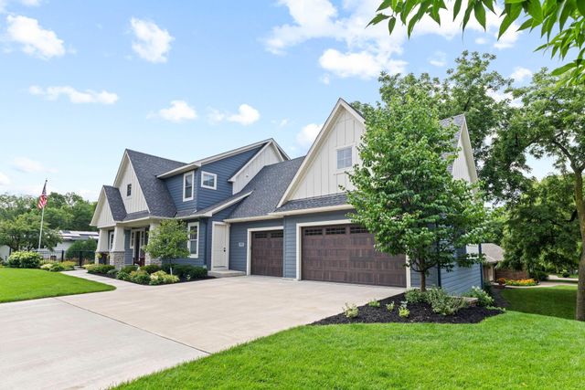 6105 Pine Grove Road, Edina, MN 55436