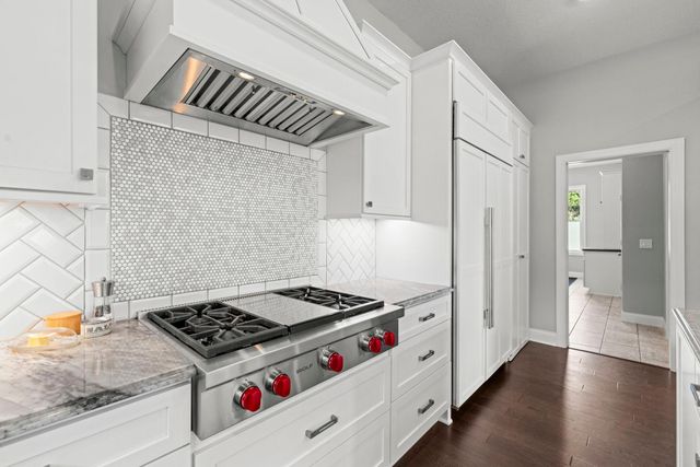 6105 Pine Grove Road, Edina, MN 55436