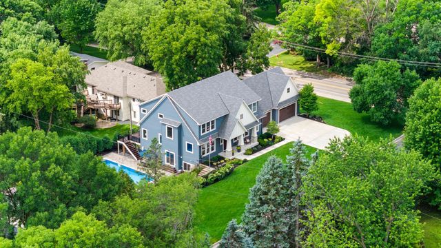 6105 Pine Grove Road, Edina, MN 55436