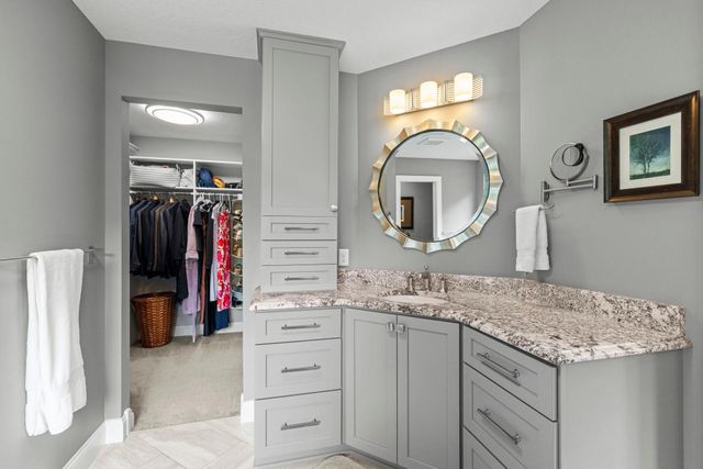 6105 Pine Grove Road, Edina, MN 55436