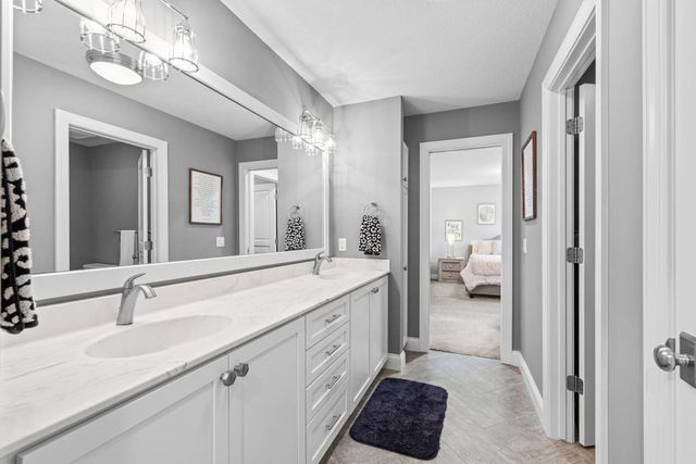 6105 Pine Grove Road, Edina, MN 55436