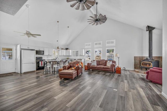 31489 Gold Nugget Lane, Auberry, CA 93602
