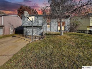 5044 Grassridge Road, Lincoln, NE 68512