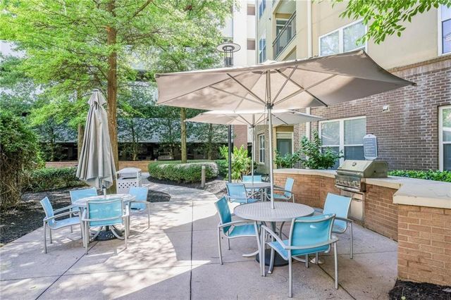 390 17th Street NW 2011, Atlanta, GA 30363