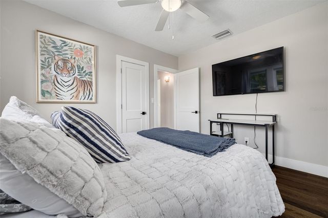 3662 5TH AVENUE S, St Petersburg, FL 33711