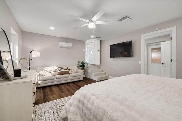 3662 5TH AVENUE S, St Petersburg, FL 33711