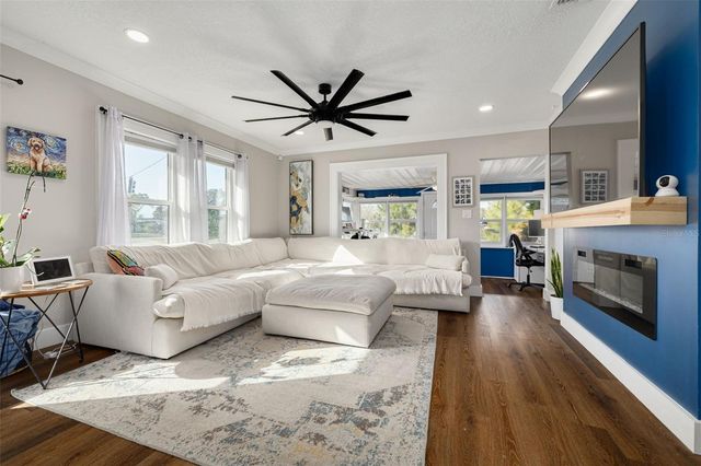 3662 5TH AVENUE S, St Petersburg, FL 33711