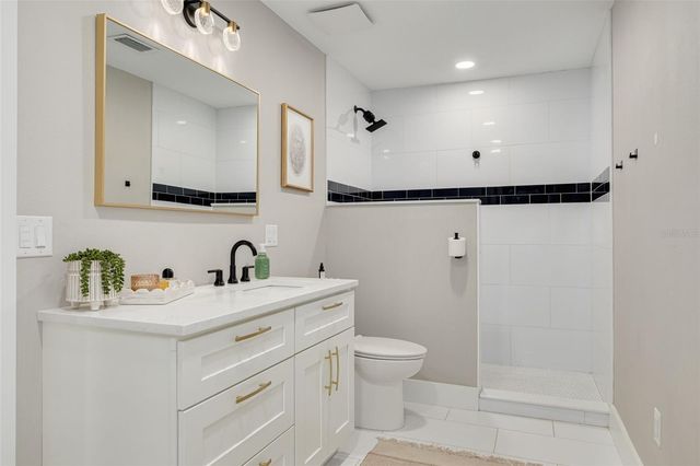 3662 5TH AVENUE S, St Petersburg, FL 33711