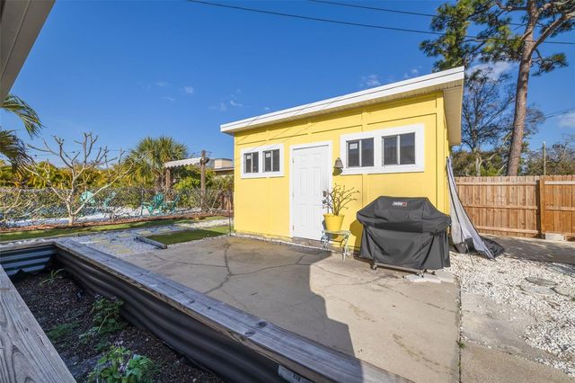 3662 5TH AVENUE S, St Petersburg, FL 33711