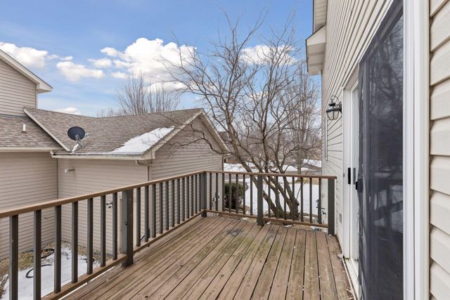 10500 Chestnut Circle N, Champlin, MN 55316