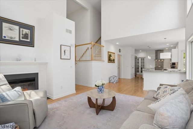 14 Old Warson Ct, Montgomery Twp., NJ 08558