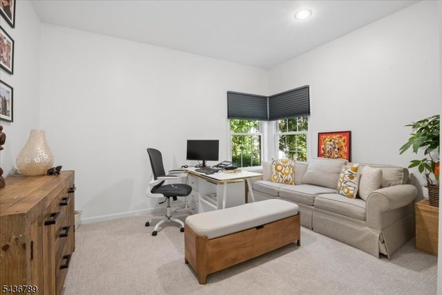 14 Old Warson Ct, Montgomery Twp., NJ 08558
