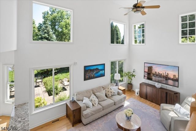 14 Old Warson Ct, Montgomery Twp., NJ 08558