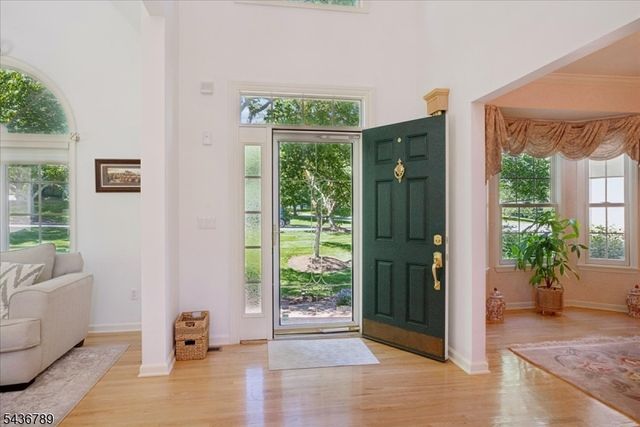 14 Old Warson Ct, Montgomery Twp., NJ 08558
