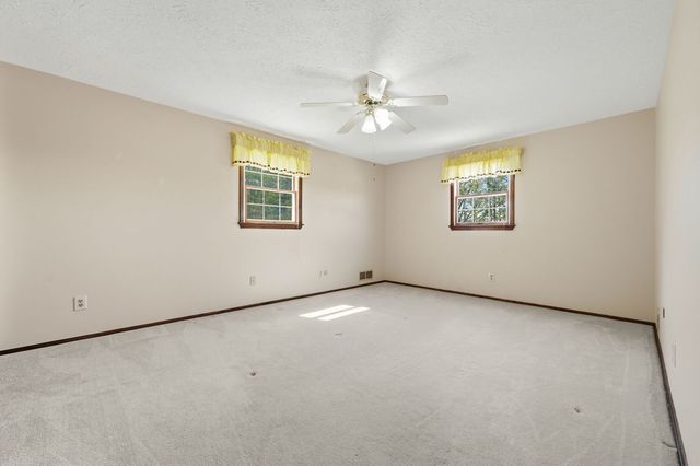 1608 Tamarack Drive, Shaler, PA 15101