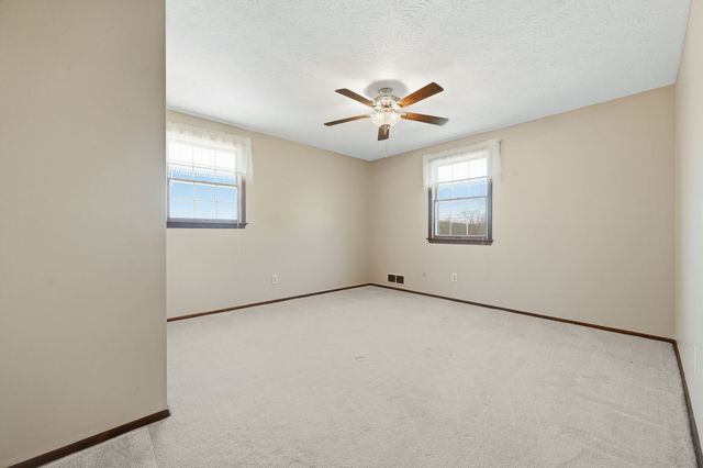 1608 Tamarack Drive, Shaler, PA 15101