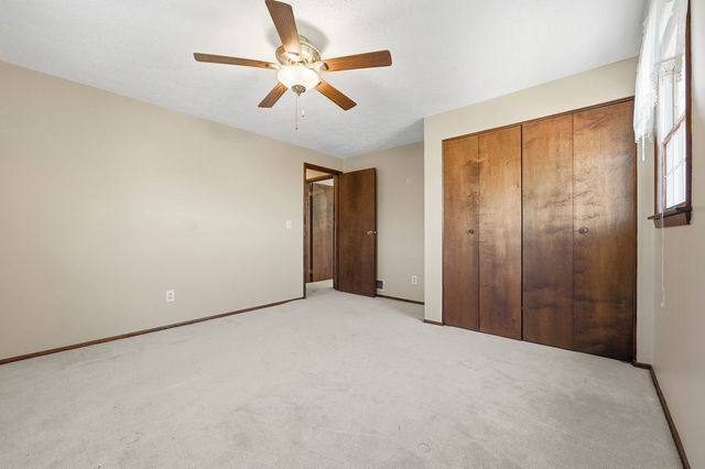 1608 Tamarack Drive, Shaler, PA 15101