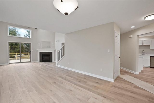 948 Cornwallis Lane, Munster, IN 46321