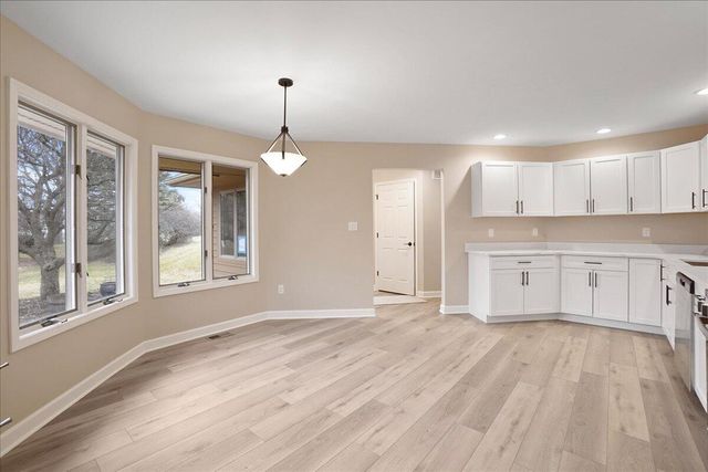 948 Cornwallis Lane, Munster, IN 46321