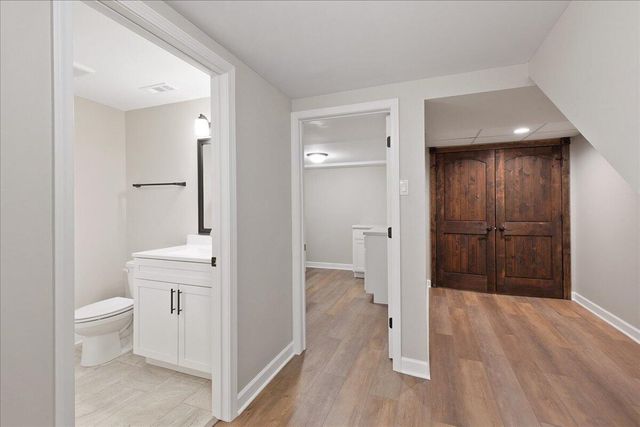 948 Cornwallis Lane, Munster, IN 46321