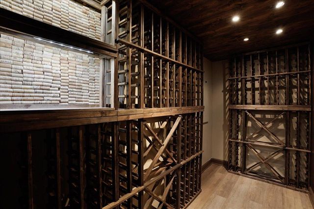 948 Cornwallis Lane, Munster, IN 46321