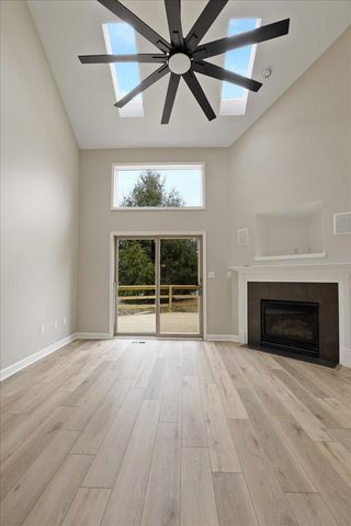 948 Cornwallis Lane, Munster, IN 46321