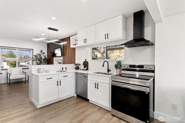 1239 S Verde Street, Tacoma, WA 98405