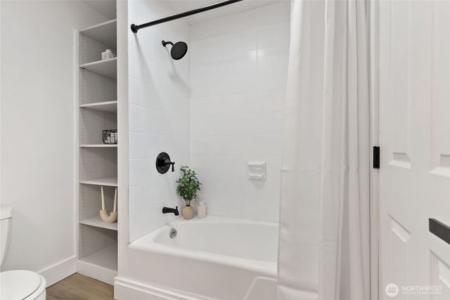 1239 S Verde Street, Tacoma, WA 98405