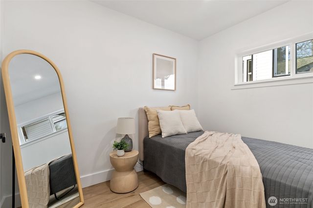 1239 S Verde Street, Tacoma, WA 98405