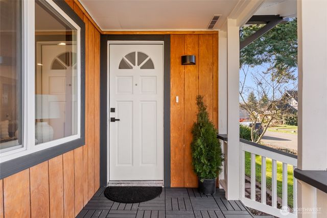 1239 S Verde Street, Tacoma, WA 98405