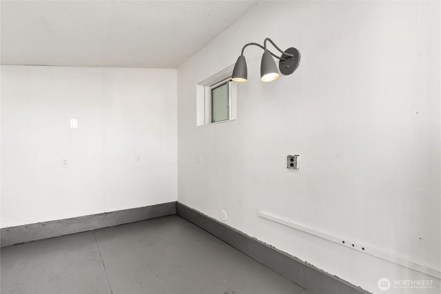 1239 S Verde Street, Tacoma, WA 98405