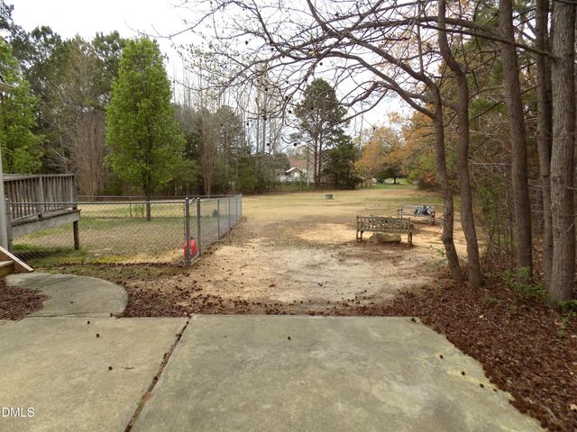 105 Whistlers Cove, Louisburg, NC 27549