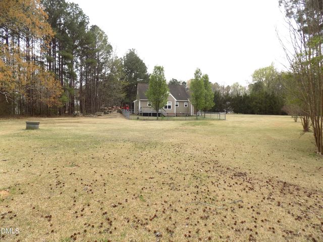105 Whistlers Cove, Louisburg, NC 27549