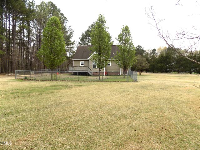 105 Whistlers Cove, Louisburg, NC 27549