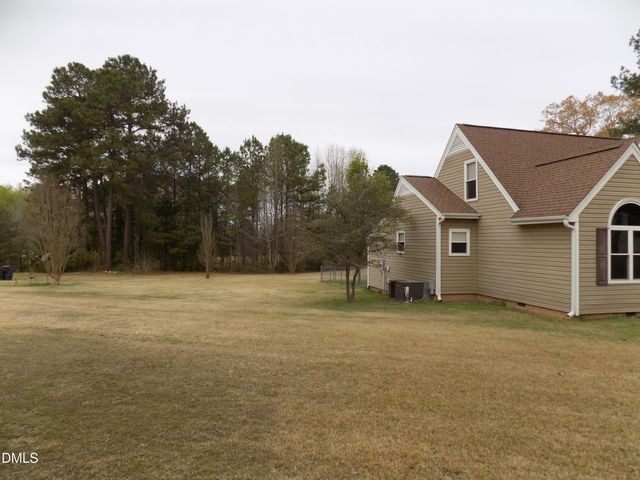 105 Whistlers Cove, Louisburg, NC 27549